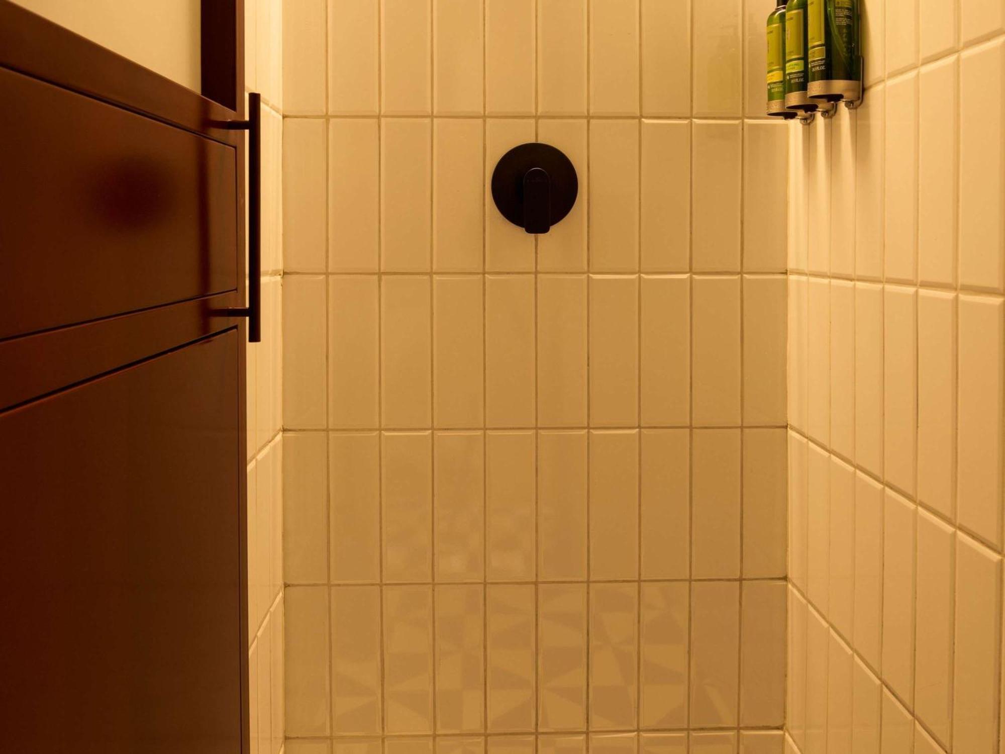 Tribe Medellin Hotel Екстериор снимка