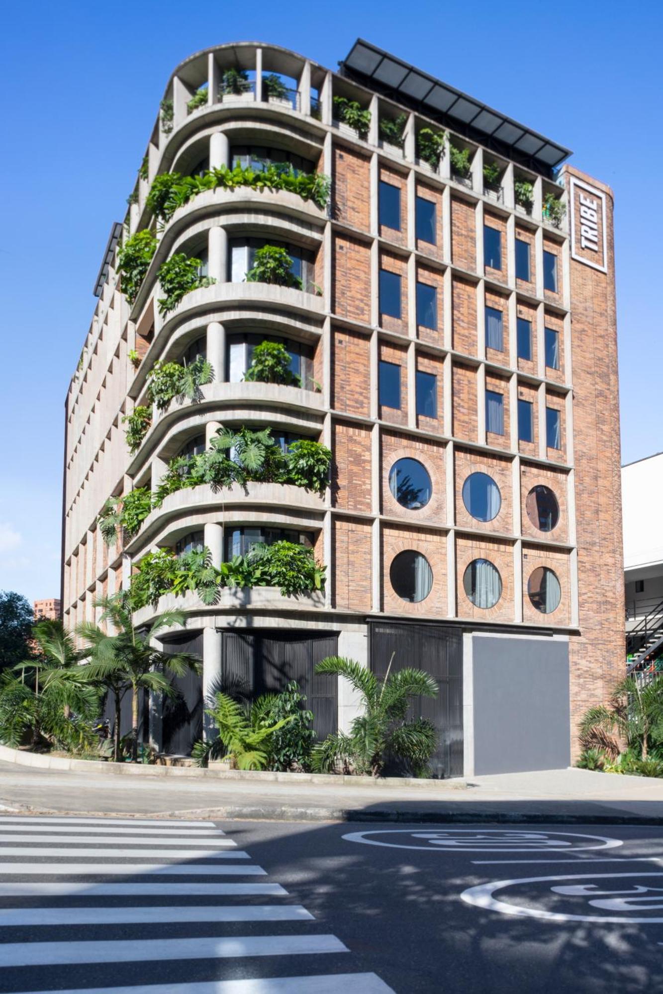 Tribe Medellin Hotel Екстериор снимка