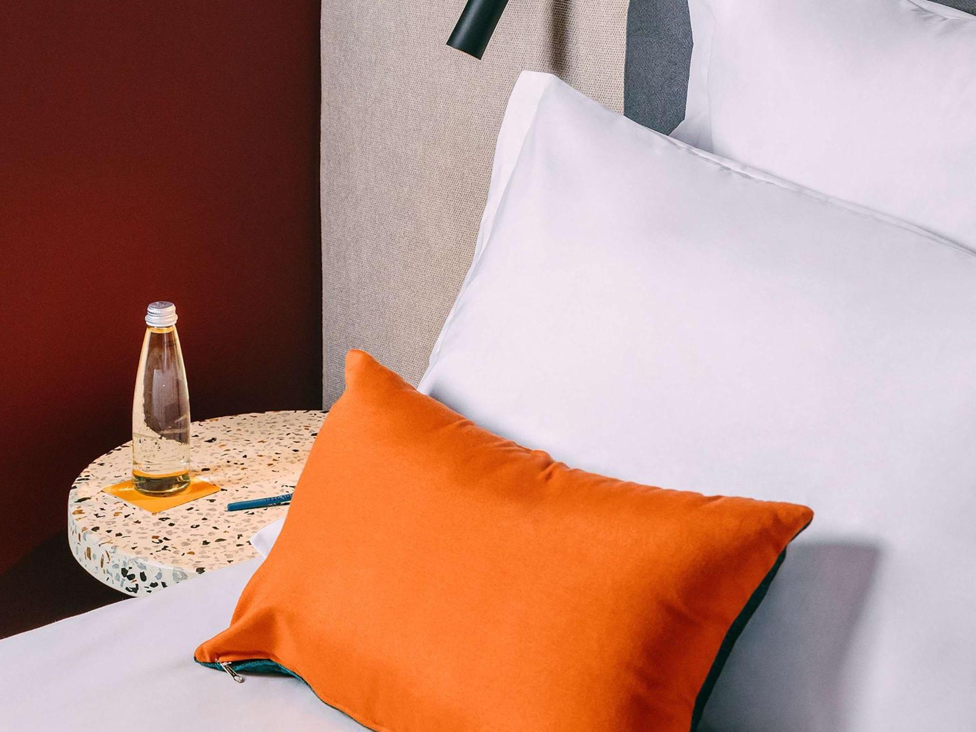 Tribe Medellin Hotel Екстериор снимка